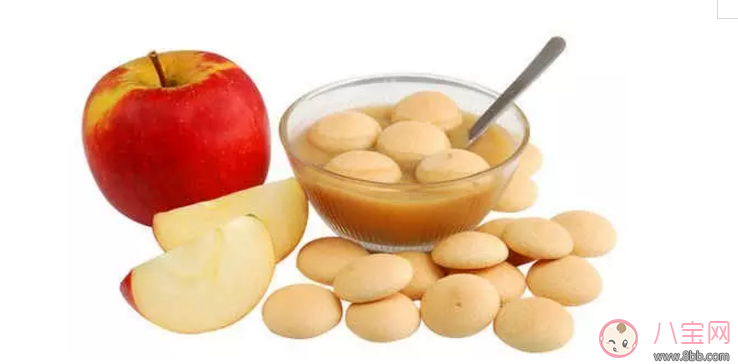 老人要早點給寶貝添加輔食怎么說 寶寶可以加輔食的反應