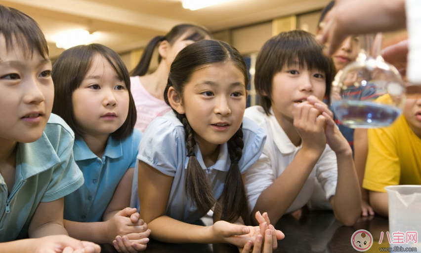 家長和老師應該怎么溝通 如何合理的詢問孩子在學校的情況