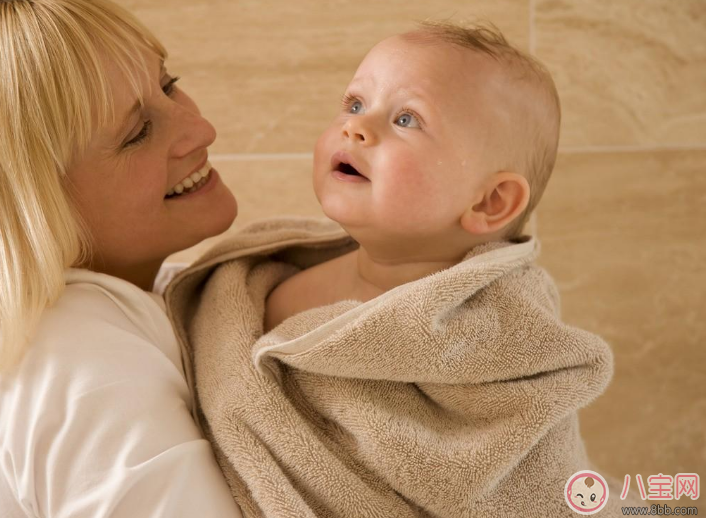 異位性皮膚炎和濕疹有什么區別  異位性皮膚炎常常會復發怎么辦