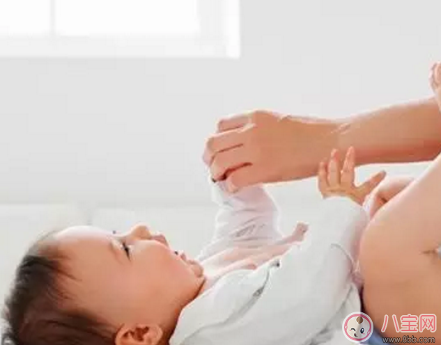 寶寶肛門特別紅是上火了嗎 寶寶屁股顏色深是什么原因