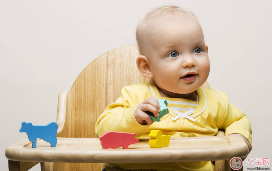 2018元旦出生寶寶起什么名字好 寶寶出生元旦好不好