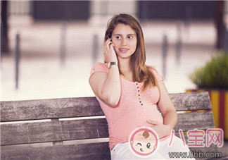 孕期用電腦如何保護肌膚  孕婦用電腦輻射大怎么減少影響