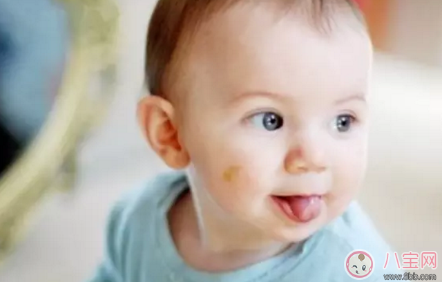 寶寶下吧風燒怎么辦 冬天寶寶喜歡舔嘴唇怎么辦