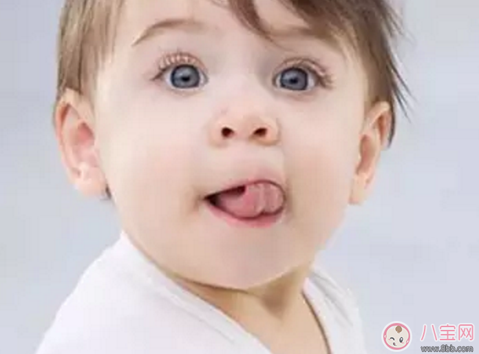 寶寶下吧風燒怎么辦 冬天寶寶喜歡舔嘴唇怎么辦