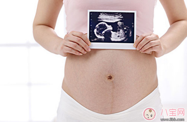 帶寶寶擔心經濟更不上怎么辦 要不要和孩子說家里條件不好