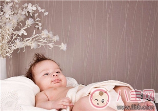 發寶寶出生照怎么配文字說說朋友圈  新生兒出生照發祝福文字短語說說