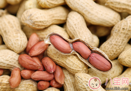 哺乳期吃什么下奶水 哺乳期怎么樣能讓奶水多一點 哺乳期吃什么下奶水 哺乳期怎么樣能讓奶水多一點