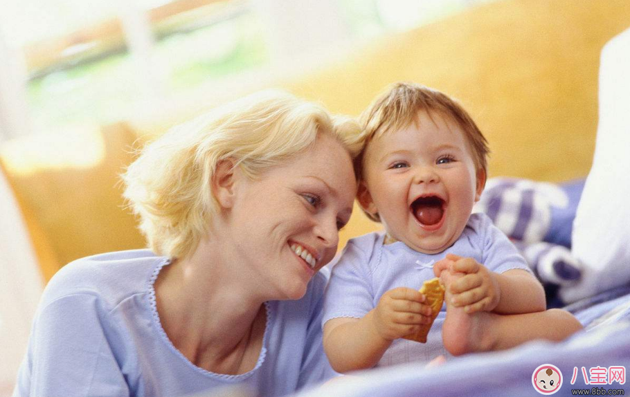 孩子會叫媽媽心情短語說說朋友圈  形容孩子會說話叫媽媽心情說說朋友圈