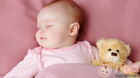 孩子老是睡覺時咳嗽怎么回事  白天不咳晚上咳是什么原因導致