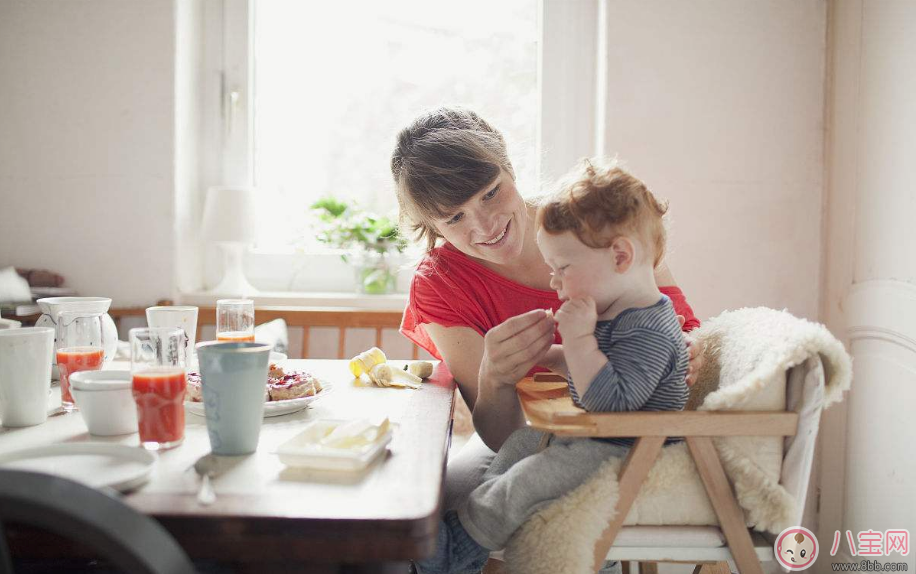 天冷不能帶孩子出門說說朋友圈  冬天冷帶孩子在家心情說說朋友圈