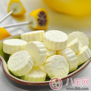 孩子吃奶片真的可以代替喝牛奶嗎 吃奶片有哪些注意事項 孩子吃奶片真的可以代替喝牛奶嗎 吃奶片有哪些注意事項