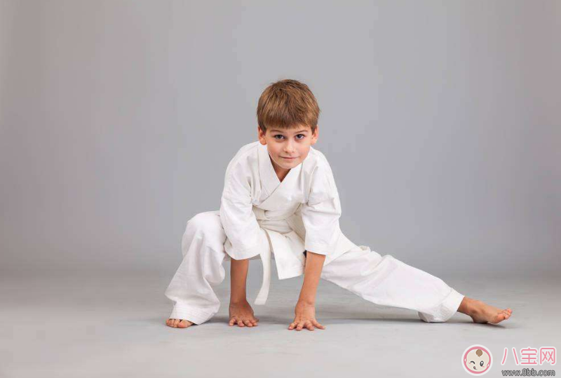 孩子多大學習跆拳道比較好 孩子學習跆拳道最佳時間 孩子多大學習跆拳道比較好 孩子學習跆拳道最佳時間