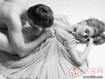 性生活多久一次算正常 性生活對女人的好處