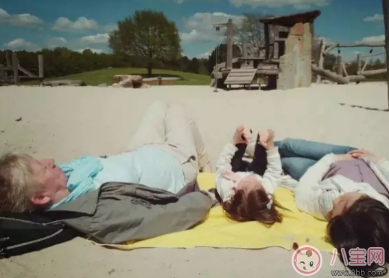 小孩上早教班能鍛煉社交能力嗎 3歲以前的孩子怎么學習人際交往 小孩上早教班能鍛煉社交能力嗎 3歲以前的孩子怎么學習人際交往