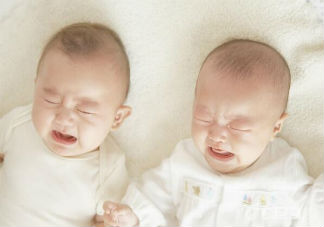 寶寶嗆奶怎么辦 什么方法能預防寶寶嗆奶