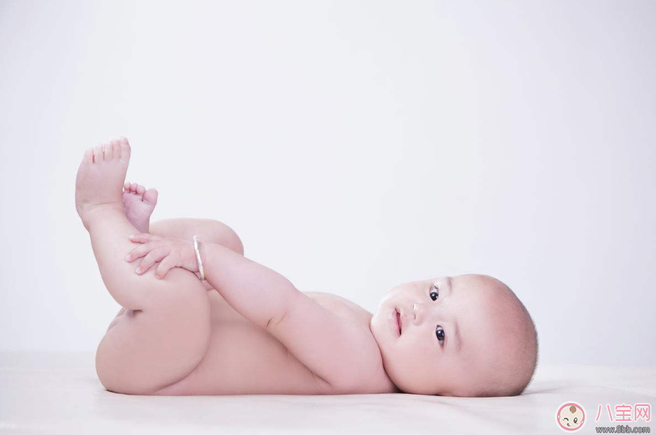 經常換紙尿褲還是會紅屁屁是什么原因 勤換紙尿褲紅屁屁是紙尿褲的原因嗎