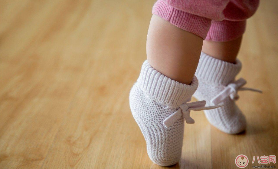 寶寶剛學走路穿什么鞋好 孩子走跳自如如何挑選鞋子 寶寶剛學走路穿什么鞋好 孩子走跳自如如何挑選鞋子