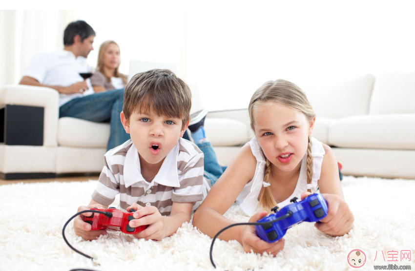 孩子在外面玩瘋了不想回家怎么辦 怎么跟孩子講要他回家