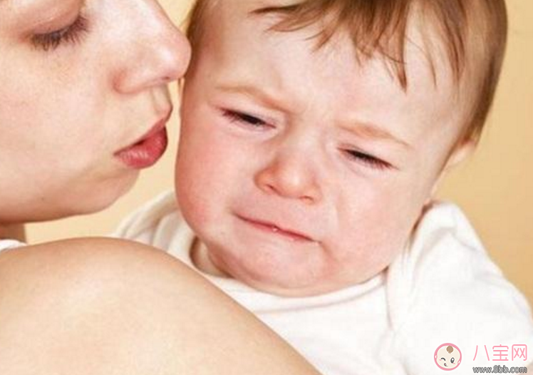 夜里孩子哭睡不著的說說心情 夜里孩子哭睡不著發朋友圈句子 夜里孩子哭睡不著的說說心情 夜里孩子哭睡不著發朋友圈句子