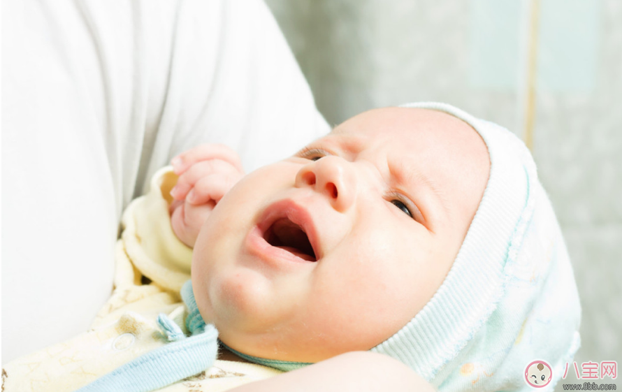 小孩子哭鬧不止怎么辦 寶寶大哭不止什么原因 小孩子哭鬧不止怎么辦 寶寶大哭不止什么原因