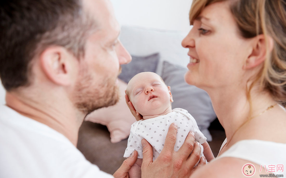 父母如何與寶寶交流   家長怎樣與孩子溝通