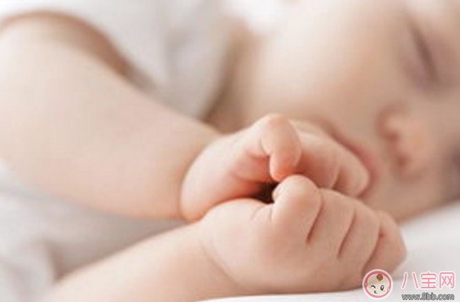 寶寶夜里醒幾次才算正常  寶寶夜里很容易醒正常嗎