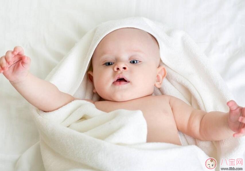 新生兒要不要捆腿 新生兒捆腿優(yōu)點缺點 新生兒要不要捆腿 新生兒捆腿優(yōu)點缺點