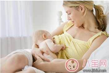 喂奶的正確方法推薦 喂奶時要注意哪些事