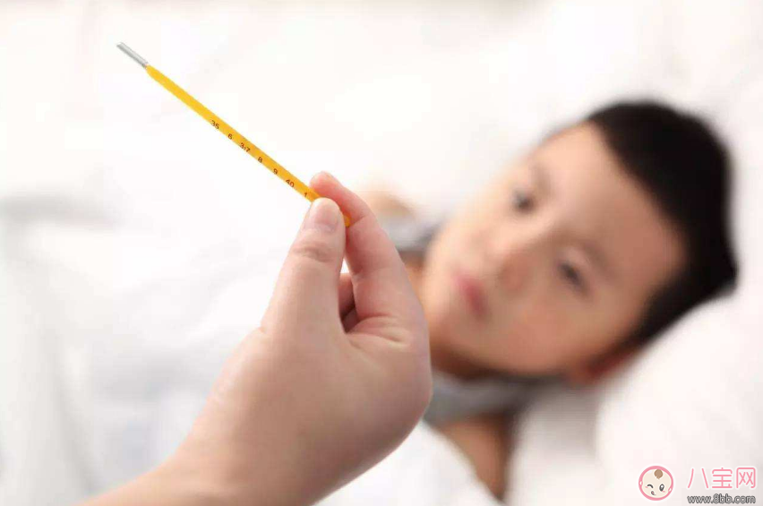 孩子半夜發(fā)高燒怎么辦 孩子半夜高燒急救措施
