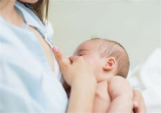 女性哺乳期吃什么奶水多 哺乳期哪些食物是不能吃的