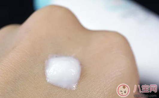 啟初倍潤護(hù)膚乳怎么樣會過敏嗎 啟初倍潤護(hù)膚乳成分好不好 啟初倍潤護(hù)膚乳怎么樣會過敏嗎 啟初倍潤護(hù)膚乳成分好不好