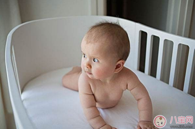 嬰兒床買什么牌子好 進口嬰兒床好不好 嬰兒床買什么牌子好 進口嬰兒床好不好