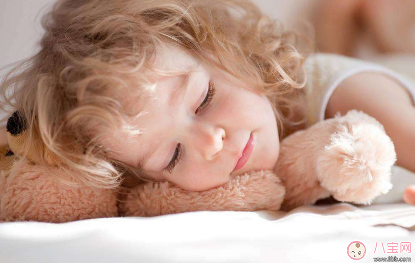 寶寶四個月總是睡不好的原因是什么 為什么孩子會有睡不好的情況