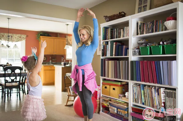 孩子愛學大人說話怎么教 怎么讓孩子在學說話的時候得到進展 孩子愛學大人說話怎么教 怎么讓孩子在學說話的時候得到進展