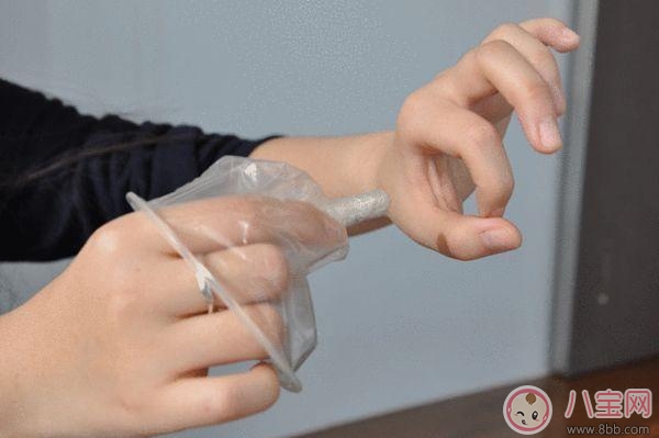 女用避孕套使用方法演示 女用避孕套為什么不受歡迎