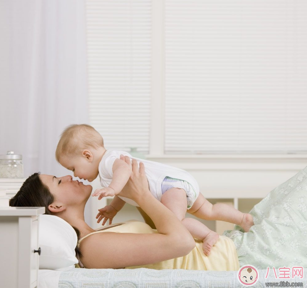 小孩生病心情不好的短語說說句子   寶寶不舒服大人情不好的說說朋友圈