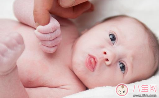 寶寶什么時候開始有嗅覺  怎樣促進嬰兒嗅覺發育