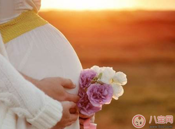 生孩子先見紅還是先破水好 孕婦先破水怎么辦