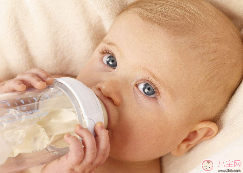 寶寶拉奶瓣要換奶粉嗎 寶寶拉奶瓣怎么選奶粉 寶寶拉奶瓣要換奶粉嗎 寶寶拉奶瓣怎么選奶粉