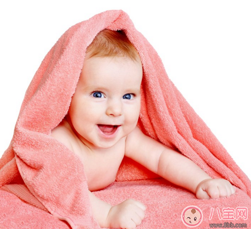 寶寶容易出汗是體虛嗎 孩子病理性出汗多正常嗎 寶寶容易出汗是體虛嗎 孩子病理性出汗多正常嗎