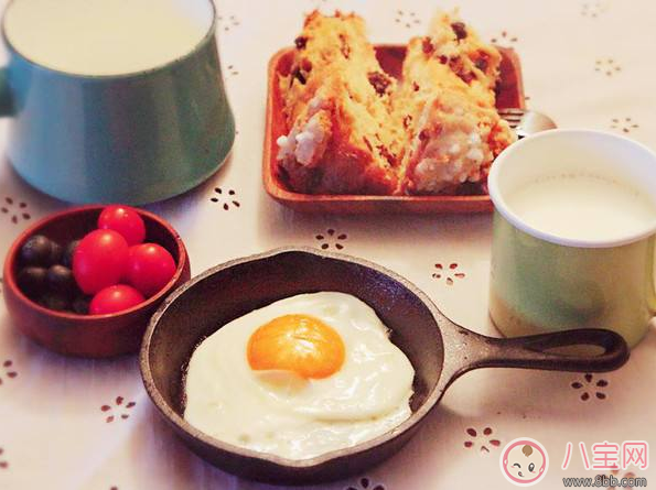 給家人做飯幸福的句子 曬給孩子做飯的說(shuō)說(shuō)怎么寫好 給家人做飯幸福的句子 曬給孩子做飯的說(shuō)說(shuō)怎么寫好