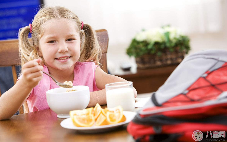 給家人做飯幸福的句子 曬給孩子做飯的說(shuō)說(shuō)怎么寫好 給家人做飯幸福的句子 曬給孩子做飯的說(shuō)說(shuō)怎么寫好