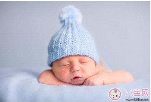 新生兒呼吸的正常值是多少 怎樣判斷新生兒睡覺呼吸是否正常 新生兒呼吸的正常值是多少 怎樣判斷新生兒睡覺呼吸是否正常