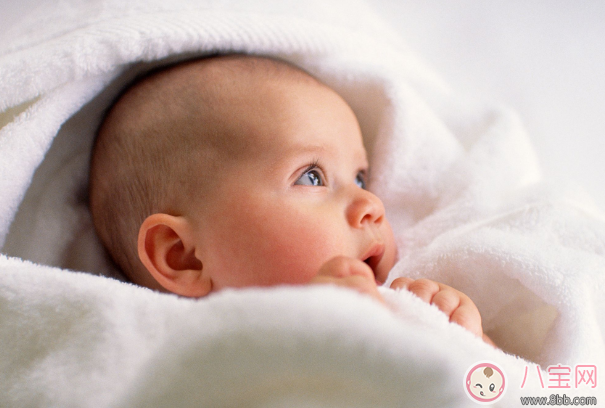 寶寶囟門怎么護理 寶寶囟門凸起或凹陷有什么影響