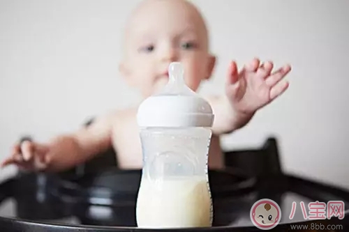 寶寶厭奶期是什么時候 寶寶厭奶期有哪些表現