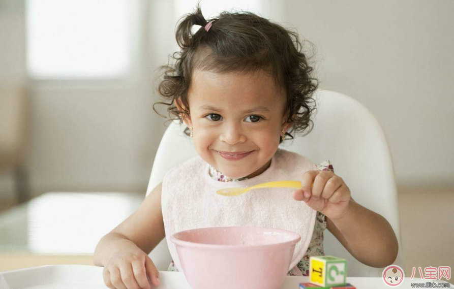 孩子排斥吃飯是什么原因 孩子不喜歡吃飯怎么辦