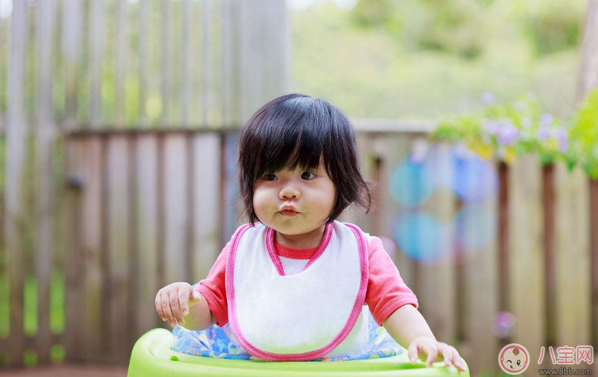孩子拜金主義怎么教育 孩子比較唯物怎么糾正過來 孩子拜金主義怎么教育 孩子比較唯物怎么糾正過來