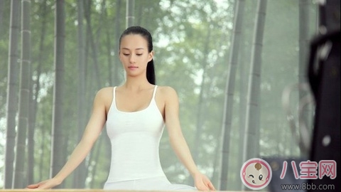 女性產(chǎn)后瑜伽什么時(shí)候開(kāi)始最有效 女性產(chǎn)后瑜伽有哪些姿勢(shì)比較好
