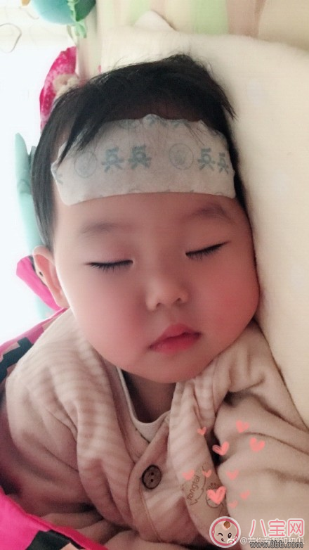 孩子生病心情短語 心疼寶寶生病的說說	