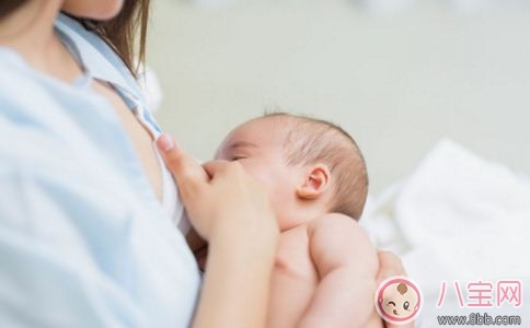 哺乳期上火還能喂奶嗎 如何預(yù)防奶水上火呢 哺乳期上火還能喂奶嗎 如何預(yù)防奶水上火呢
